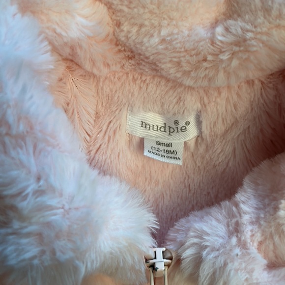 Adorable faux fur vest - Picture 2 of 4